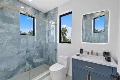 350 Circle Dr, Pompano Beach, FL 33062 - Photo 63