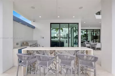 350 Circle Dr, Pompano Beach, FL 33062 - Photo 17