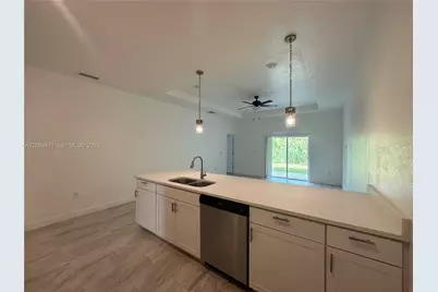 1240 Columbus Blvd #B, Fort Myers, FL 33913 - Photo 5