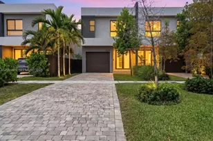 307 SW 10th St, Fort Lauderdale, FL 33315 - Photo 1