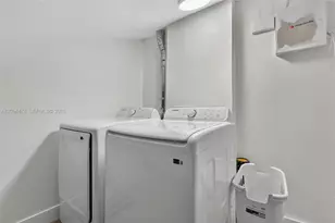 460 NE 211th Terrace, Miami, FL 33179 - Photo 21