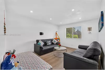 460 NE 211th Ter, Miami, FL 33179 - Photo 17