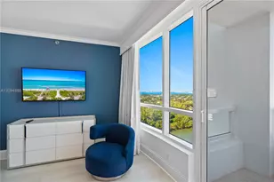 4401 Collins Ave, Miami Beach, FL 33140 - Photo 27