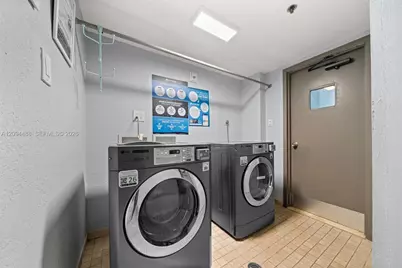 16565 NE 26th Ave #4D, North Miami Beach, FL 33160 - Photo 17