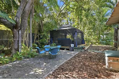 2230 Lincoln Ave, Coconut Grove, FL 33133 - Photo 23