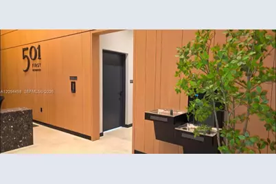 121 NE 5th St #306, Miami, FL 33132 - Photo 23