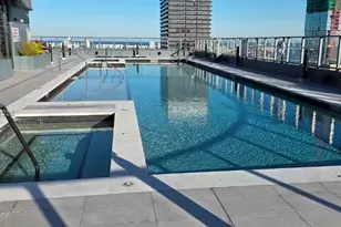 121 NE 5th St, Miami, FL 33132 - Photo 15