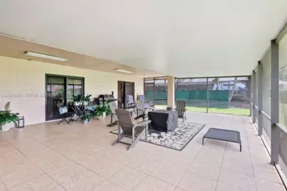 15600 Huntridge Rd, Davie, FL 33331 - Photo 17