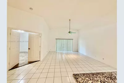2444 Stonegate Dr, Wellington, FL 33414 - Photo 11