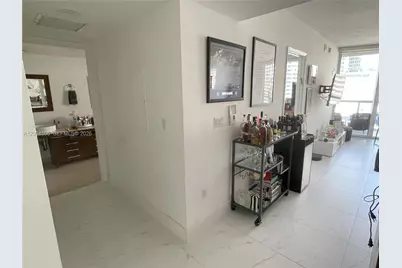 475 Brickell Ave #2114, Miami, FL 33131 - Photo 7