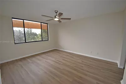 8592 W Sunrise Blvd #303, Plantation, FL 33322 - Photo 11