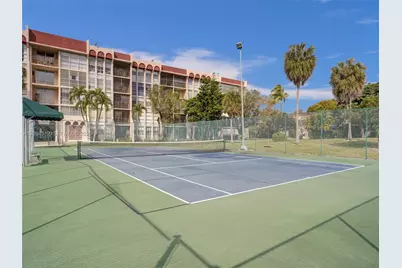 2001 Atlantic Shores Blvd #419, Hallandale Beach, FL 33009 - Photo 27