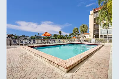 2001 Atlantic Shores Blvd #419, Hallandale Beach, FL 33009 - Photo 29