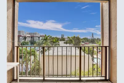 2001 Atlantic Shores Blvd #419, Hallandale Beach, FL 33009 - Photo 17