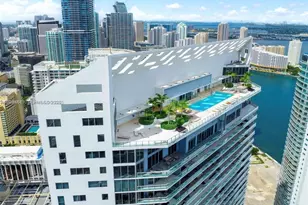 1300 Brickell Bay Dr, Miami, FL 33131 - Photo 15