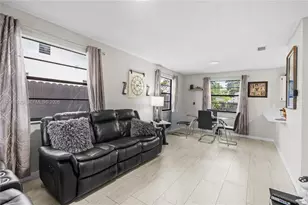 2934 NW 94th St, Miami, FL 33147 - Photo 5