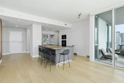244 Biscayne Blvd #4103, Miami, FL 33132 - Photo 9