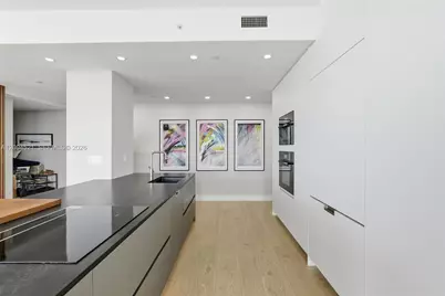 244 Biscayne Blvd #4103, Miami, FL 33132 - Photo 19