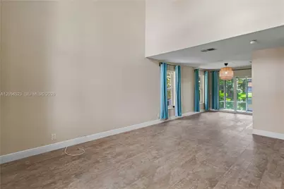 7504 Viscaya Cir, Margate, FL 33063 - Photo 9
