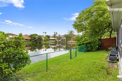 7504 Viscaya Cir, Margate, FL 33063 - Photo 53