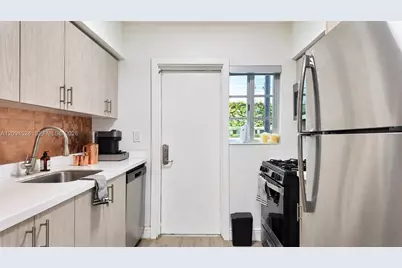 951 Jefferson Ave #6, Miami Beach, FL 33139 - Photo 3