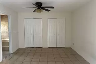 637 Executive Center Dr, West Palm Beach, FL 33401 - Photo 3