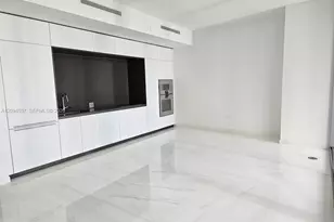 300 Biscayne Blvd Way, Miami, FL 33131 - Photo 7