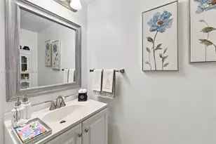 55 Merrick Wy, Coral Gables, FL 33134 - Photo 7