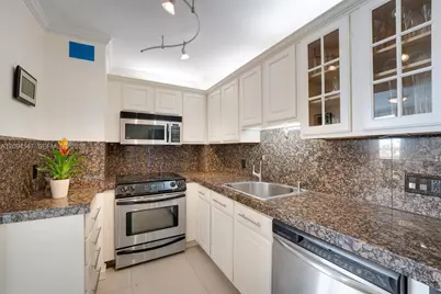 5 Island Ave #3C, Miami Beach, FL 33139 - Photo 11