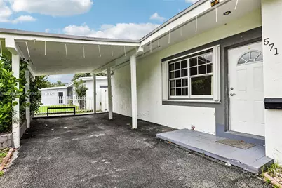 571 NE 172nd St, North Miami Beach, FL 33162 - Photo 29
