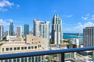 151 SE 1st St, Miami, FL 33131 - Photo 13