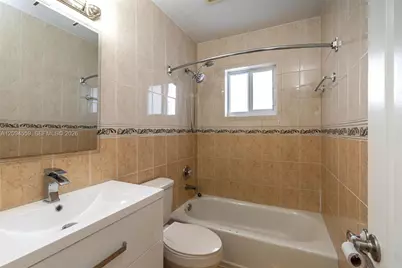 2236 W 74th Pl #9C, Hialeah, FL 33016 - Photo 13