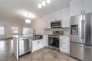2236 W 74th Pl, Hialeah, FL 33016 - Photo 5
