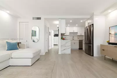 611 NE 14th Ave #103, Fort Lauderdale, FL 33304 - Photo 1