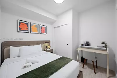 580 72nd St #611, Miami Beach, FL 33141 - Photo 5