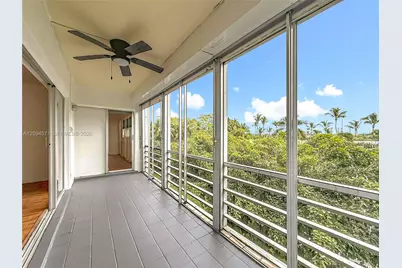 1000 NE 14th Ave #411, Hallandale Beach, FL 33009 - Photo 21