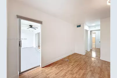 1000 NE 14th Ave #411, Hallandale Beach, FL 33009 - Photo 17
