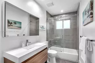 2471 NE 201st St, Miami, FL 33180 - Photo 31