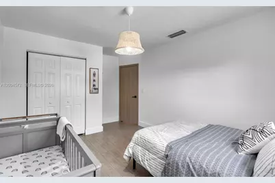 2471 NE 201st St, Miami, FL 33180 - Photo 27