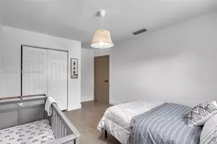 2471 NE 201st St, Miami, FL 33180 - Photo 27
