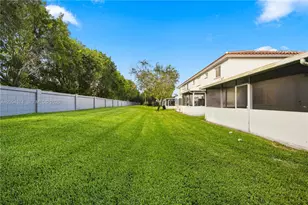 606 NW 208th Way, Pembroke Pines, FL 33029 - Photo 47