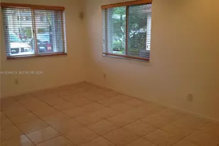 606 NW 208th Way, Pembroke Pines, FL 33029 - Photo 17