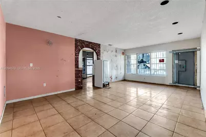 4730 W 8th Ave, Hialeah, FL 33012 - Photo 15