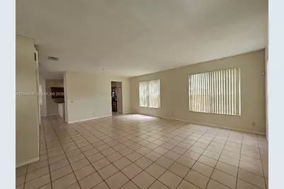 7558 Prescott Ln, Lake Worth, FL 33467 - Photo 3