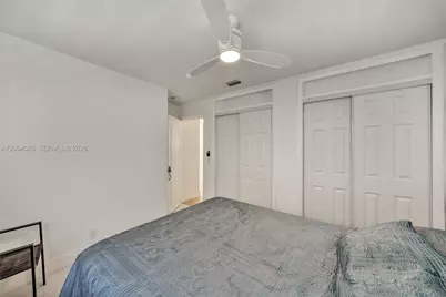 814 NE 4th St #814, Hallandale Beach, FL 33009 - Photo 27