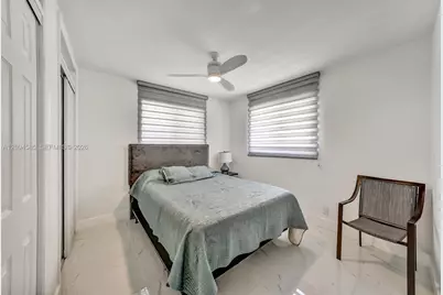 814 NE 4th St #814, Hallandale Beach, FL 33009 - Photo 25