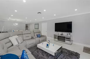 520 NW 46th St, Deerfield Beach, FL 33064 - Photo 3