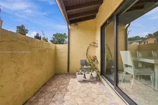 9670 Fontainebleau Blvd, Miami, FL 33172 - Photo 29