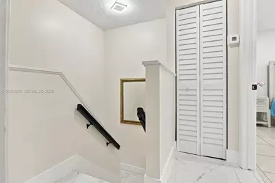 9670 Fontainebleau Blvd #19, Miami, FL 33172 - Photo 25