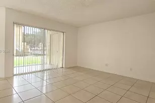 990 Coral Club Dr, Coral Springs, FL 33071 - Photo 3
